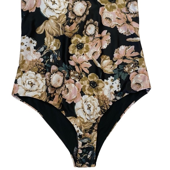 NWT Beach Riot One Piece Halter Swimsuit in Black Floral Size Small - Picture 6 of 13